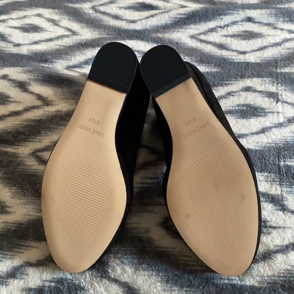 Nine West black wedges  5 1/2 - Picture 4 of 4